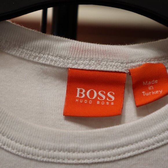 Boys Hugo Boss Snake T-shirt Size Small - Picture 5 of 8